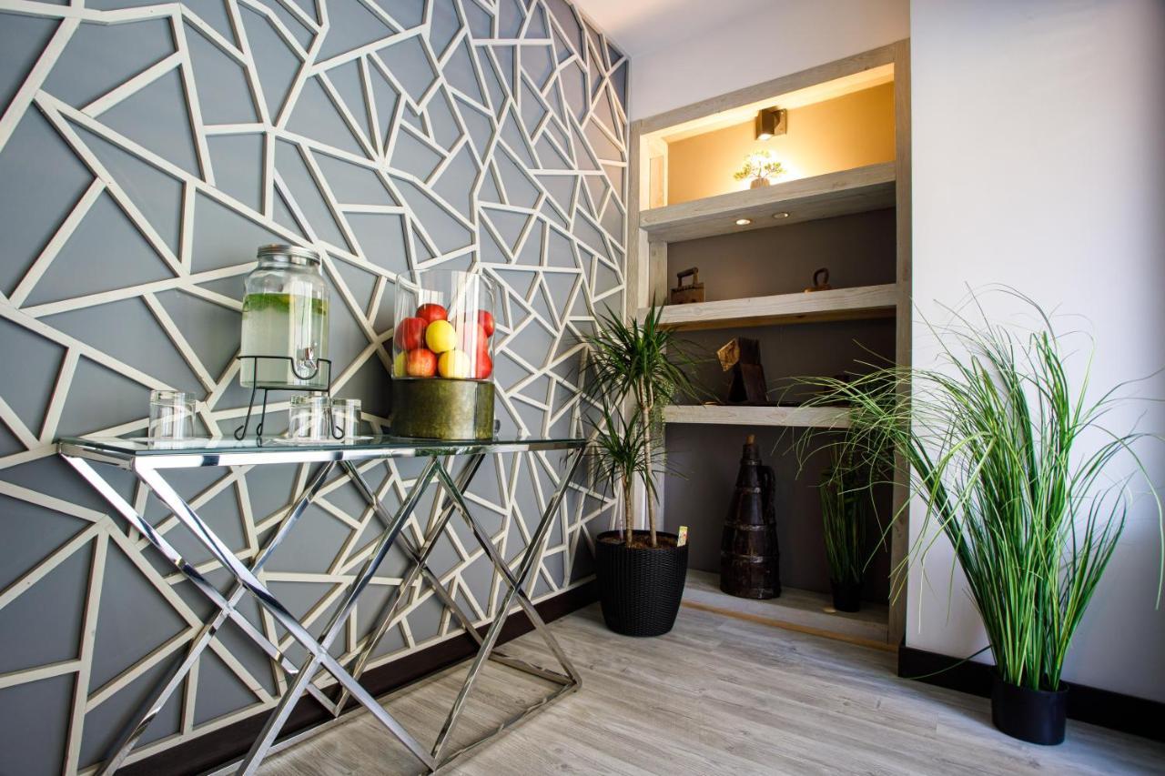 The Phoenix Boutique Hotel Erevan Esterno foto
