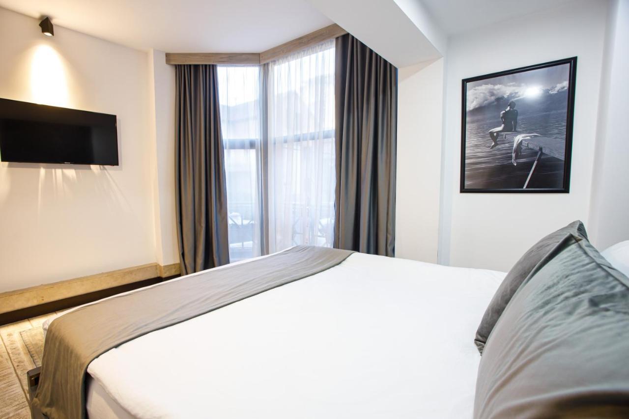 The Phoenix Boutique Hotel Erevan Esterno foto