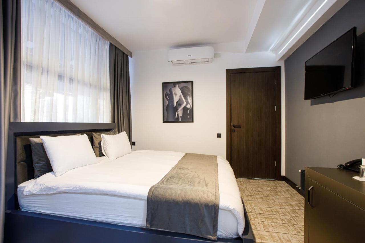 The Phoenix Boutique Hotel Erevan Esterno foto