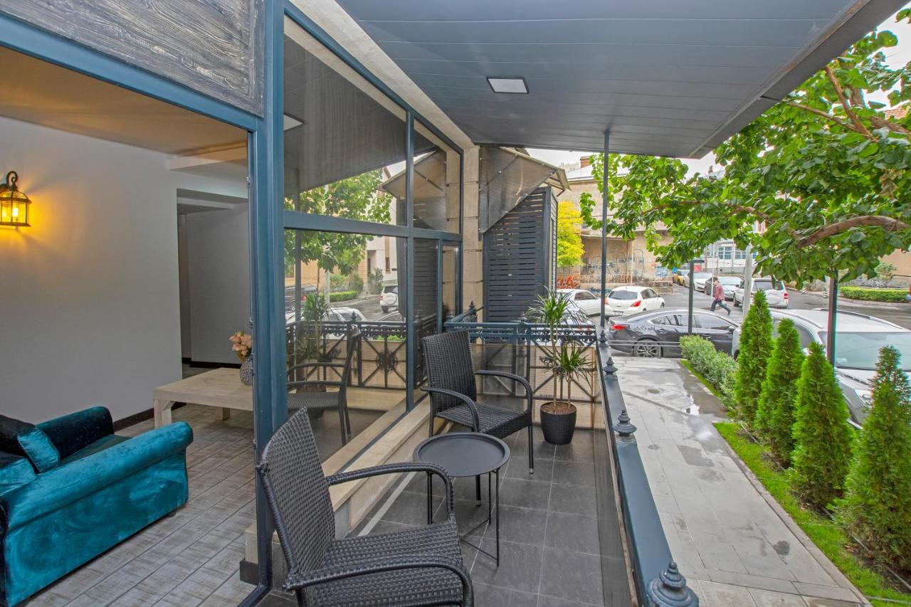 The Phoenix Boutique Hotel Erevan Esterno foto